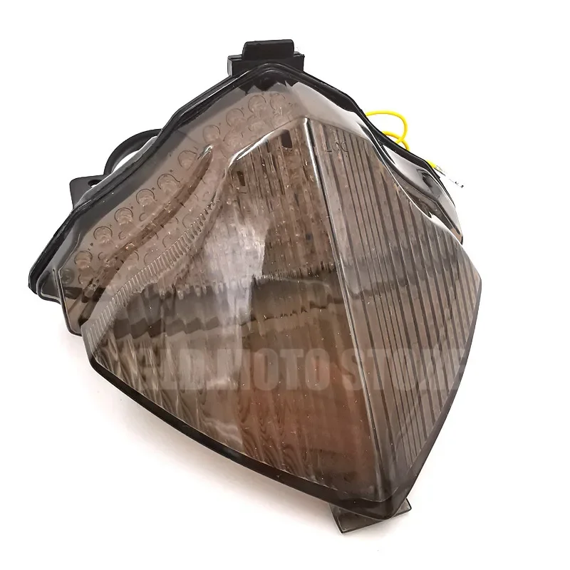 Motorcycle LED Rear Tail Brake Light Turn Signal Lights For Yamaha YZF R1 YZF-R1 2004 2005 2006
Motorcycle LED Rear Tail Brake Light Turn Signal Lights For Yamaha YZF R1 YZF-R1 2004 2005 2006