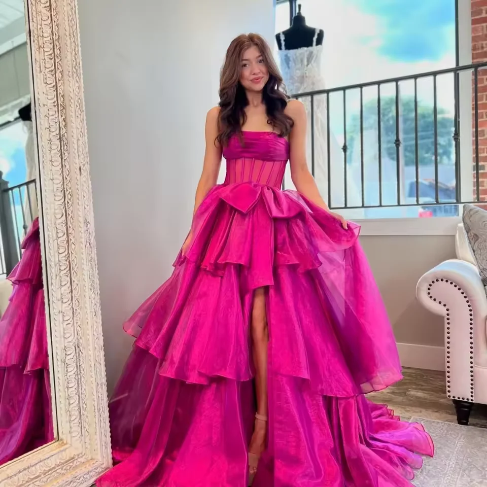 Customized Sweetheart Ball Dress Strapless Tulle Layered A-line Floor Length Graduation Party Dress Formal Women's Evening Dress
Customized Sweetheart Ball Dress Strapless Tulle Layered A-line Floor Length Graduation Party Dress Formal Women's Evening Dress