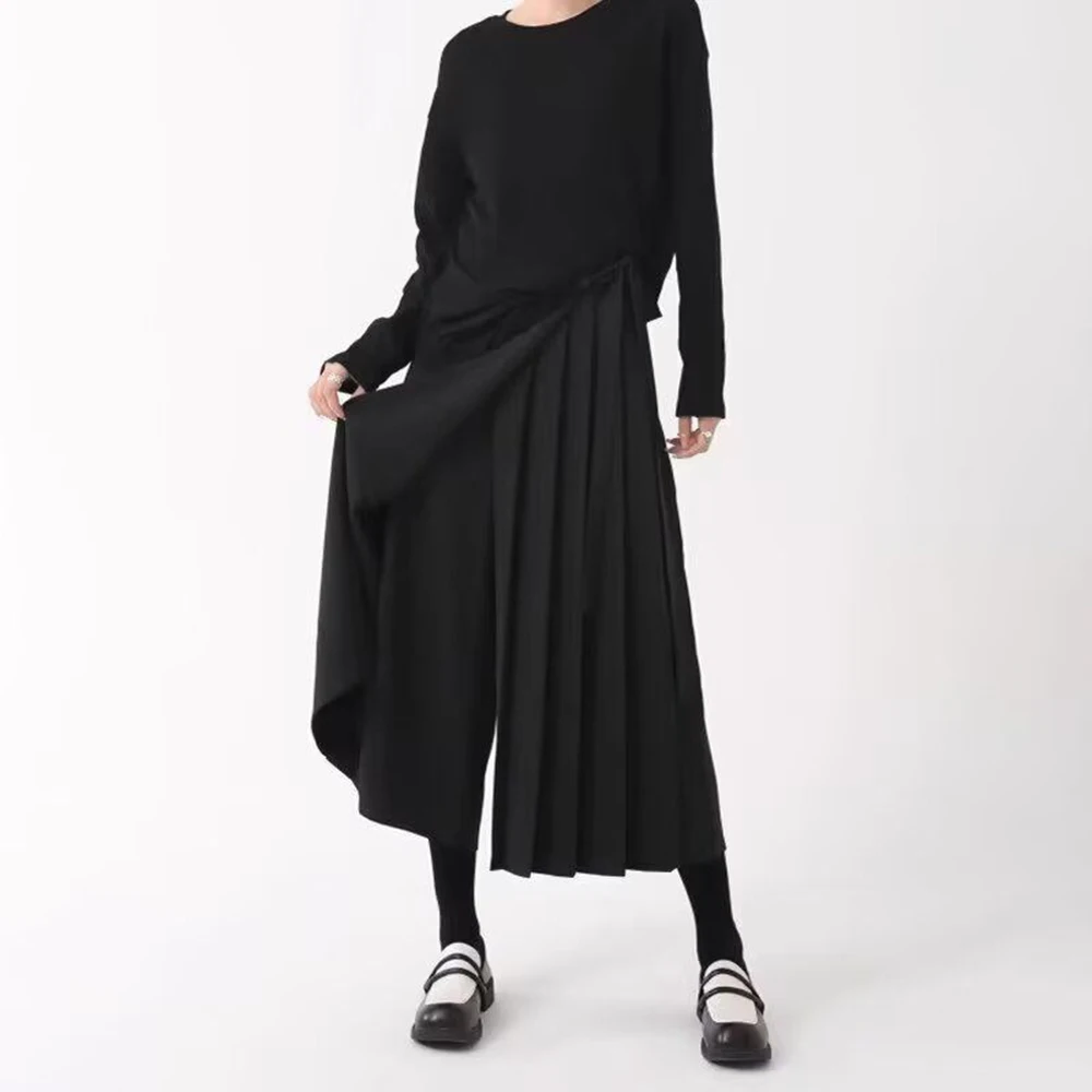 Summer Men's Solid Color Irregular Skirt Pants Japanese Retro Fashion Street Trend Simple Casual Loose Breathable Men's Bottoms
Summer Men's Solid Color Irregular Skirt Pants Japanese Retro Fashion Street Trend Simple Casual Loose Breathable Men's Bottoms
