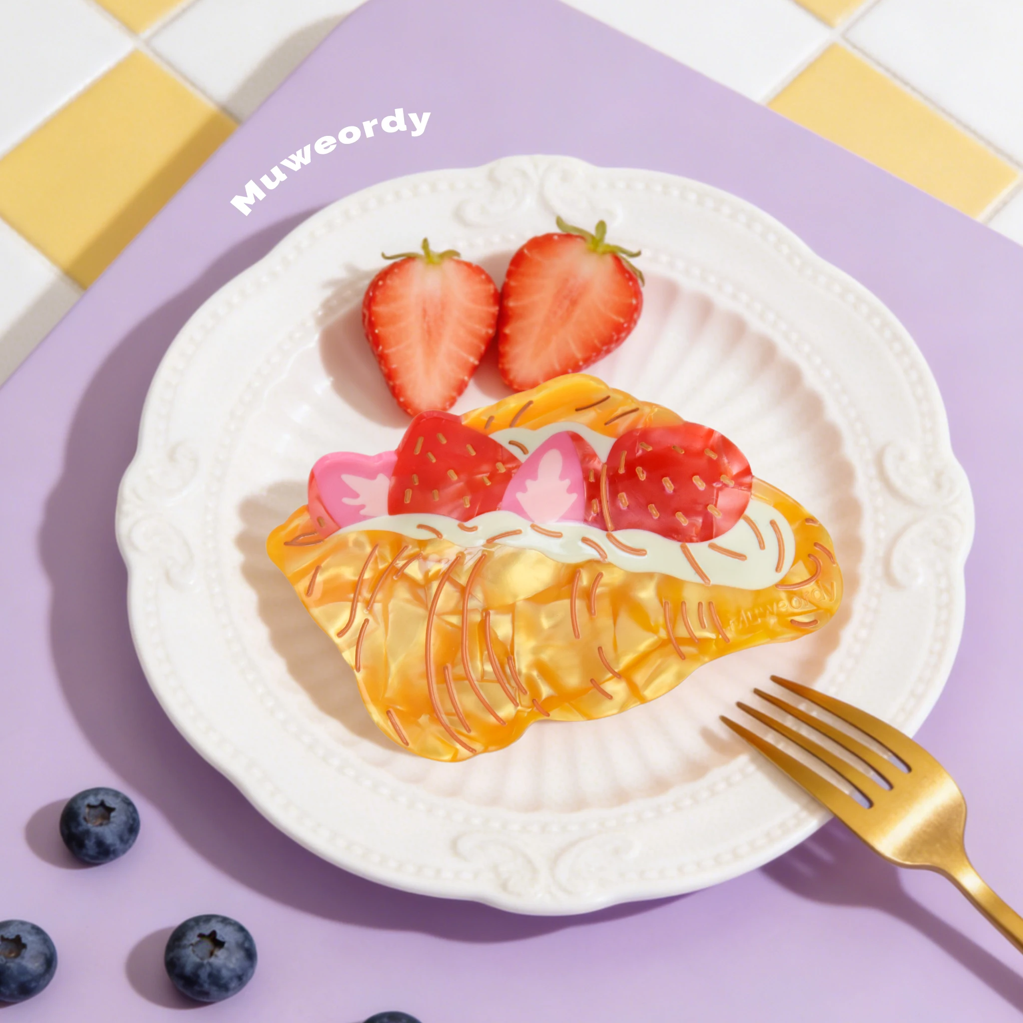 Refreshing World Exquisite Desserts Hair Claw Tasty Strawberry Bread Acetate Hair Claw Clips Hair Accessories for Women Girls
Refreshing World Exquisite Desserts Hair Claw Tasty Strawberry Bread Acetate Hair Claw Clips Hair Accessories for Women Girls