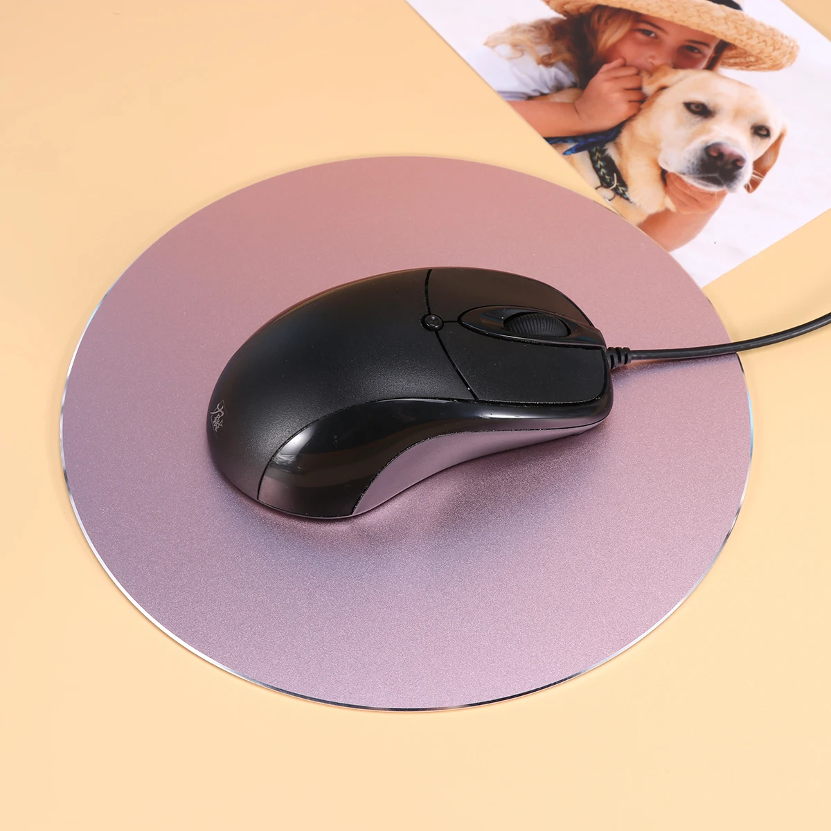 200 x 200mm Round Mouse Pad Aluminum Metal Computer Mice Pad Mouse Mat for Desktops Computer PC and Laptops (Rosy Gold) 
200 x 200mm Round Mouse Pad Aluminum Metal Computer Mice Pad Mouse Mat for Desktops Computer PC and Laptops (Rosy Gold)