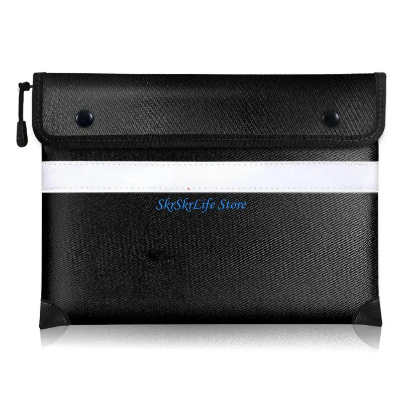 E65E Safe 5200°F 13x10in Fireproof Document Bag with Zippers Lock Reflective Strips Heat Insulated Organizers Bag
E65E Safe 5200°F 13x10in Fireproof Document Bag with Zippers Lock Reflective Strips Heat Insulated Organizers Bag