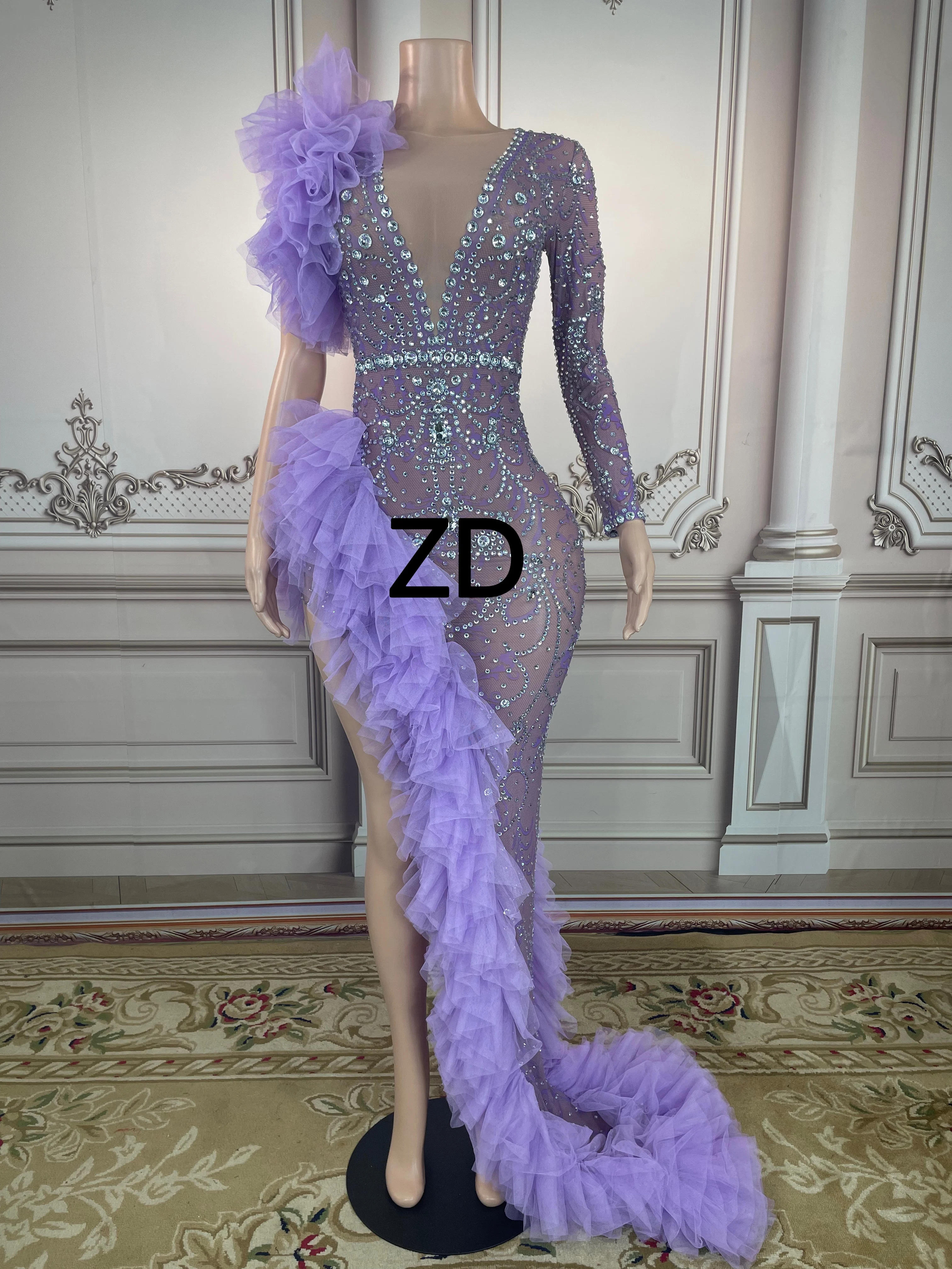 Silver Rhinestone Purple Mesh Transparent Long Dress Birthday Celebrate Outfit Evening Women Dancer Dress plus sizes
Silver Rhinestone Purple Mesh Transparent Long Dress Birthday Celebrate Outfit Evening Women Dancer Dress plus sizes