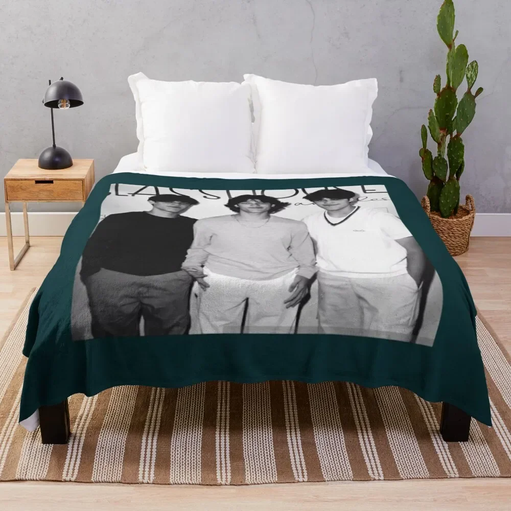 Sturniolo Triplets Black And White Throw Blanket christmas gifts For Decorative Sofa Summer Beddings Hair Blankets
Sturniolo Triplets Black And White Throw Blanket christmas gifts For Decorative Sofa Summer Beddings Hair Blankets