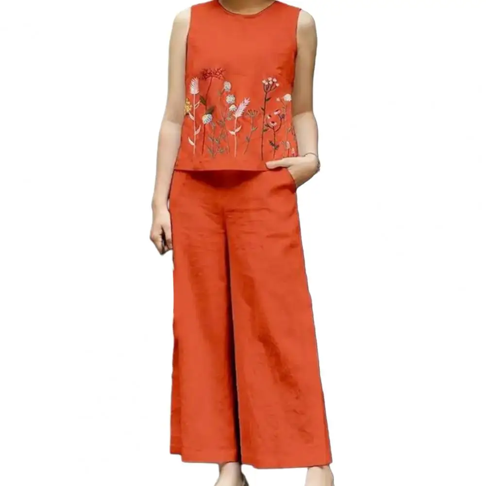 2 Pcs/Set Vintage Women Outfit Vest Pants Set Flower Embroidery Wide Leg Loose Straight Pants Solid Color Summer Top Vest Set
2 Pcs/Set Vintage Women Outfit Vest Pants Set Flower Embroidery Wide Leg Loose Straight Pants Solid Color Summer Top Vest Set
