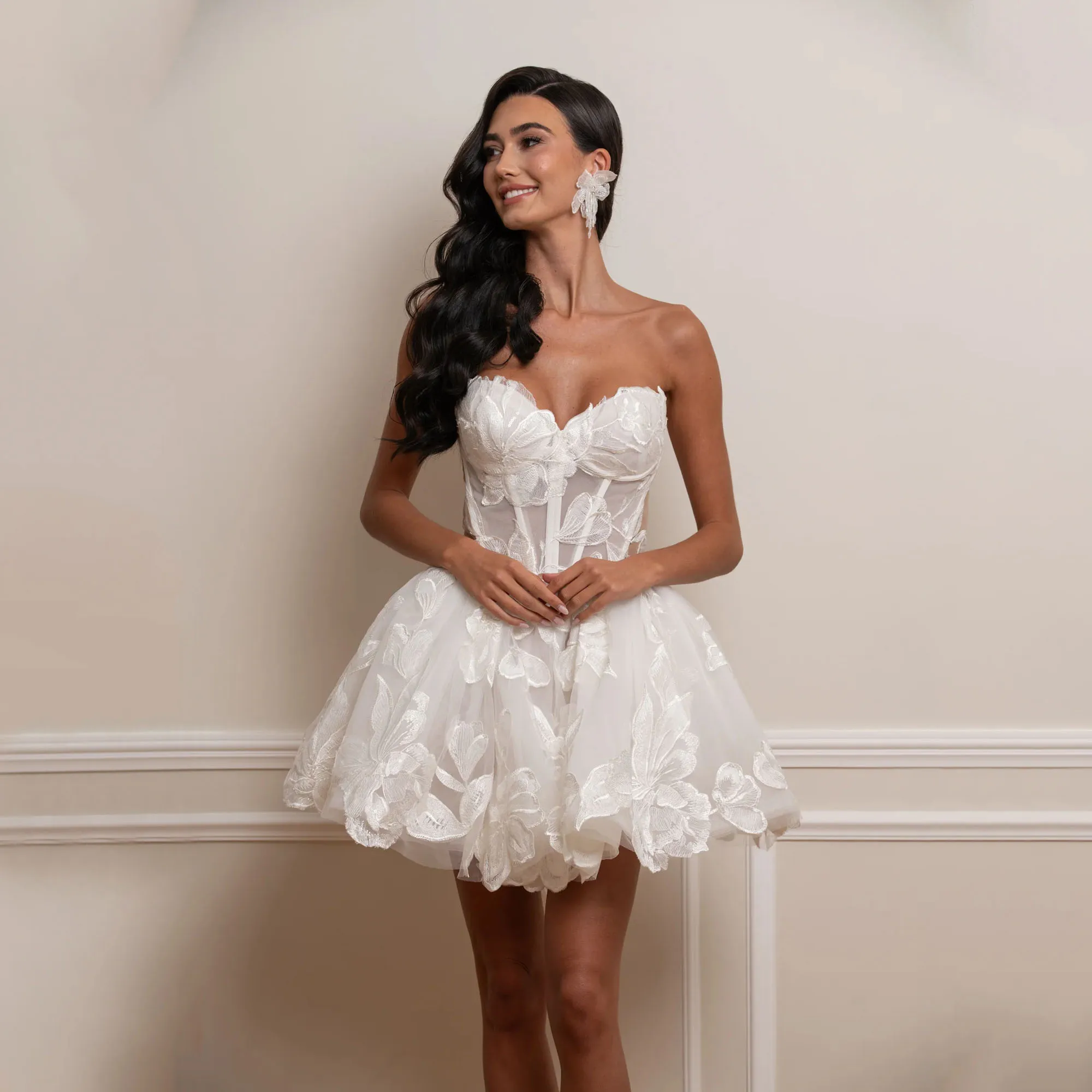 Short Bridal Dresses Sweetheart Applique A-Line 3D Flowers Mini Wedding Dresses For Elopement Above Knee Vestido De Noival
Short Bridal Dresses Sweetheart Applique A-Line 3D Flowers Mini Wedding Dresses For Elopement Above Knee Vestido De Noival