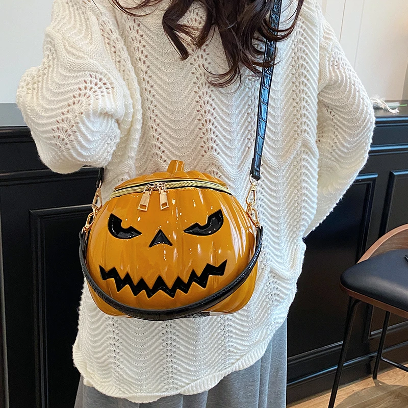 2025 креативные Хэллоуин, новая мода, блестящие сумки из искусственной кожи в форме бочонка, однотонные стильные дизайнерские сумки для женщин
2025 креативные Хэллоуин, новая мода, блестящие сумки из искусственной кожи в форме бочонка, однотонные стильные дизайнерские сумки для женщин
