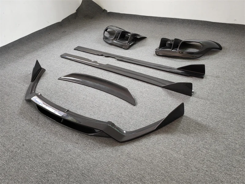 For Ferrari F12 Body Kit True Carbon Fiber DMC Style Front Lip Side Skirt Rear Diffuser & Spoiler Body Parts
For Ferrari F12 Body Kit True Carbon Fiber DMC Style Front Lip Side Skirt Rear Diffuser & Spoiler Body Parts