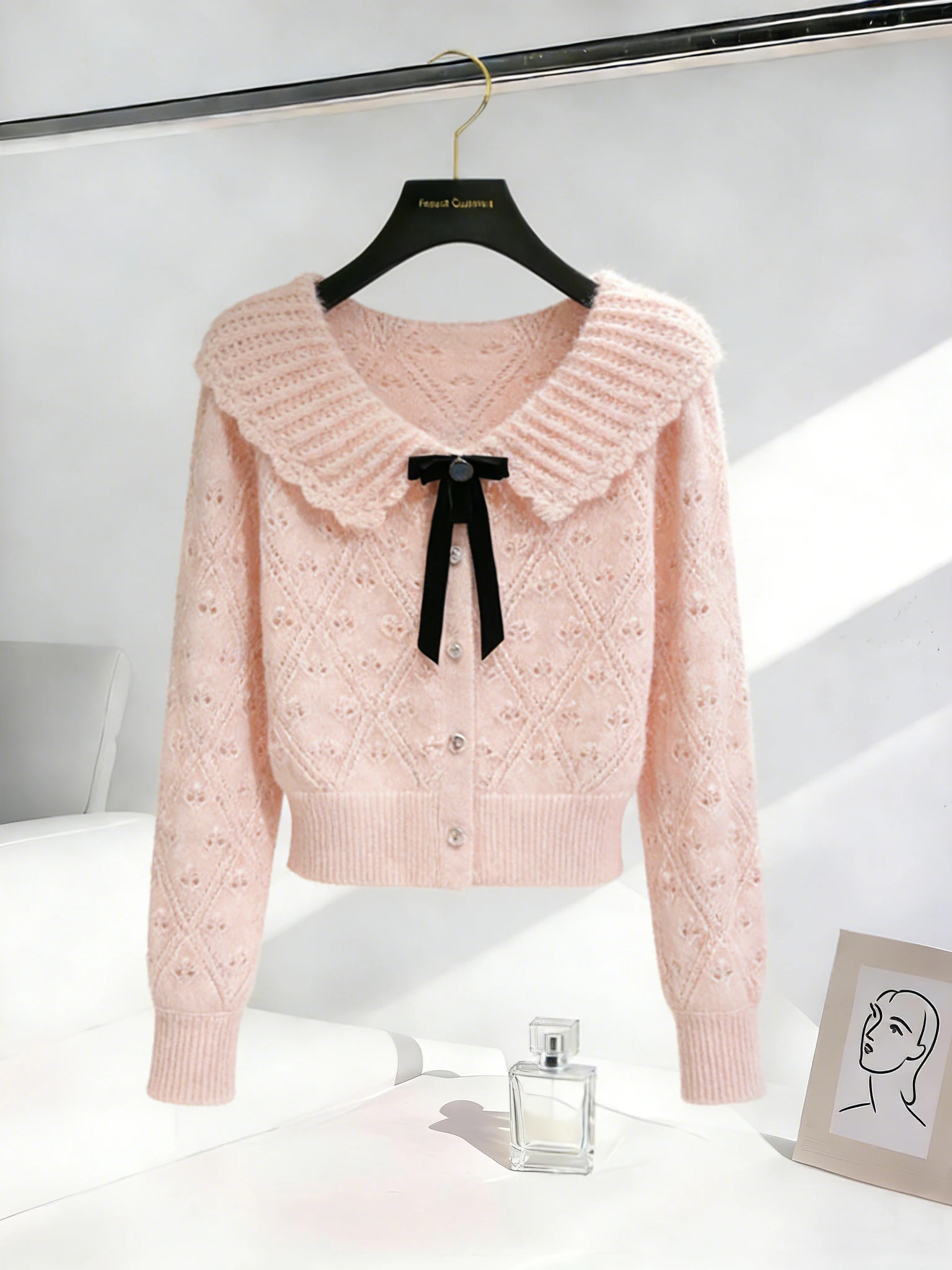 Unique Pink Knitted Sweater Short Style Inner Wear Winter Fashion Korean System Beautiful Luxury Top Women's Sweet Style Long...
Unique Pink Knitted Sweater Short Style Inner Wear Winter Fashion Korean System Beautiful Luxury Top Women's Sweet Style Long...