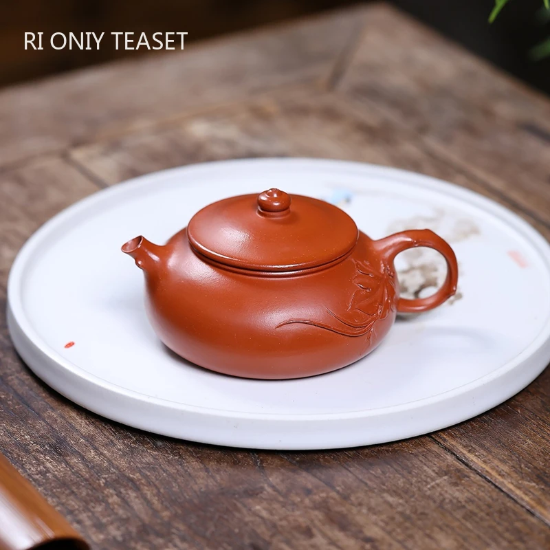 170ml Yixing Purple Clay Teapots Handmade Peach Leaf Tea Pot Beauty Kettle Chinese Tradition Zisha Teaware Tea Ceremony Gifts
170ml Yixing Purple Clay Teapots Handmade Peach Leaf Tea Pot Beauty Kettle Chinese Tradition Zisha Teaware Tea Ceremony Gifts