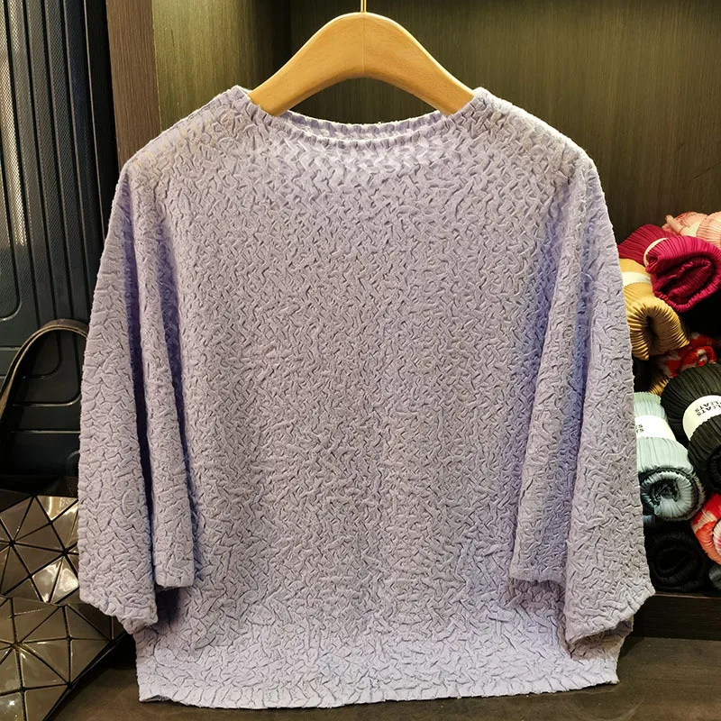 Miyake Pleated T-shirt Wave Round Neck Slouchy Department Loose Tops 2025 Spring Summer New Solid Fashion T-shirt Commuter Tops
Miyake Pleated T-shirt Wave Round Neck Slouchy Department Loose Tops 2025 Spring Summer New Solid Fashion T-shirt Commuter Tops