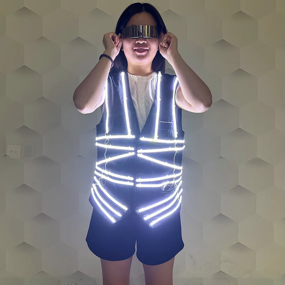 Новый цветной светодиодный светящийся жилет, бар, КТВ, одежда, куртка, DJ, певица, танцовщица, жилет для выступлений, одежда для официанта, вечерние танцевальная одежда
Новый цветной светодиодный светящийся жилет, бар, КТВ, одежда, куртка, DJ, певица, танцовщица, жилет для выступлений, одежда для официанта, вечерние танцевальная одежда