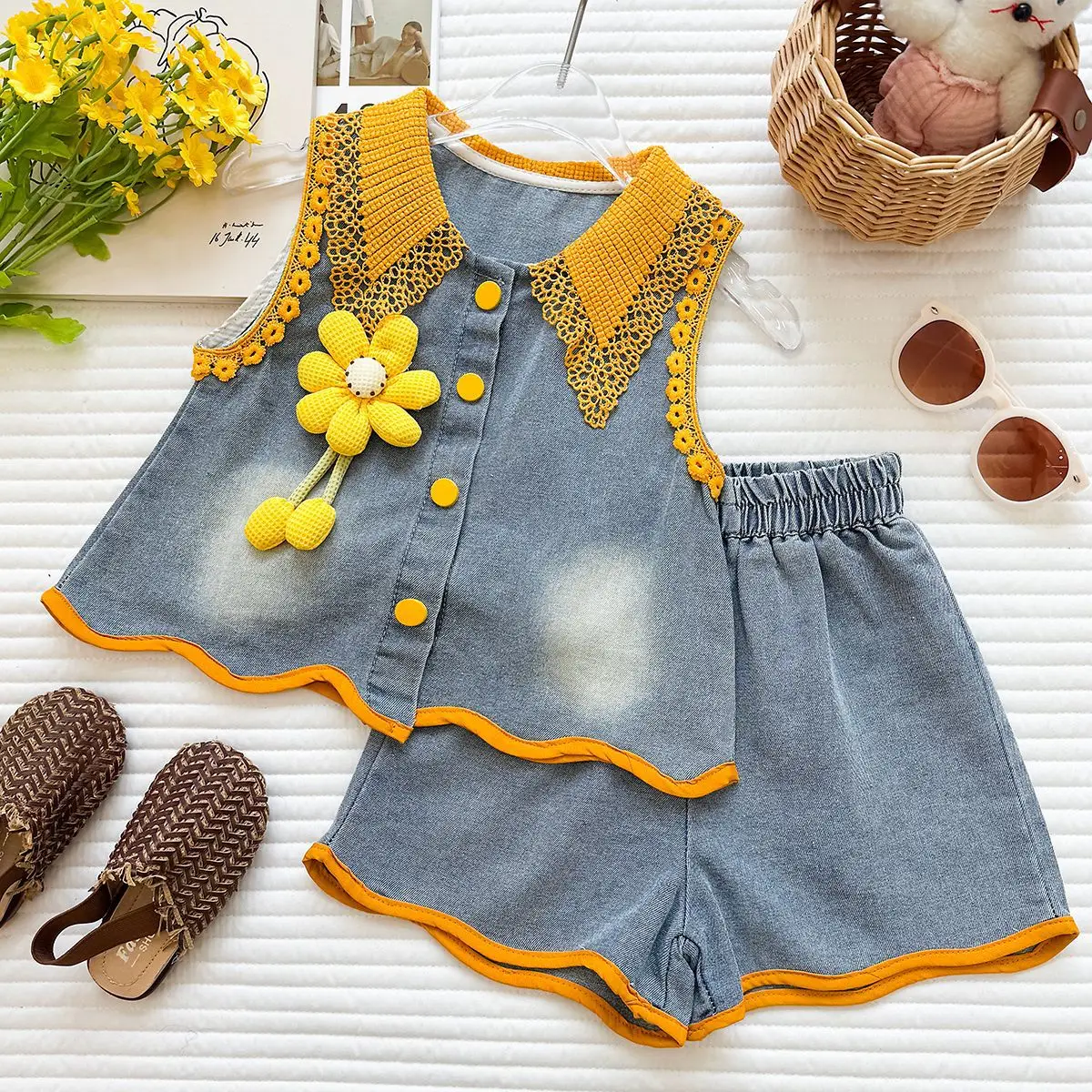 Girls Floral Suit Set Summer Spring Fashion Bowknot Ruffles Denim Vest Skirt Sleeveless Tank Top Baby Clothing Two Piece Set
Girls Floral Suit Set Summer Spring Fashion Bowknot Ruffles Denim Vest Skirt Sleeveless Tank Top Baby Clothing Two Piece Set