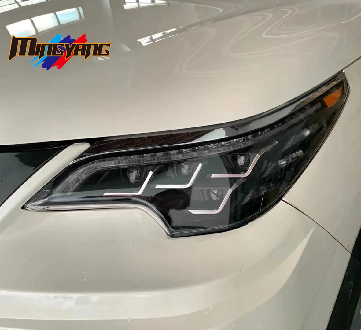 Factory Hot Selling High Quality Full LED 4len Design Head Lamp for Fortuner 2016-2019 Head Light
Factory Hot Selling High Quality Full LED 4len Design Head Lamp for Fortuner 2016-2019 Head Light