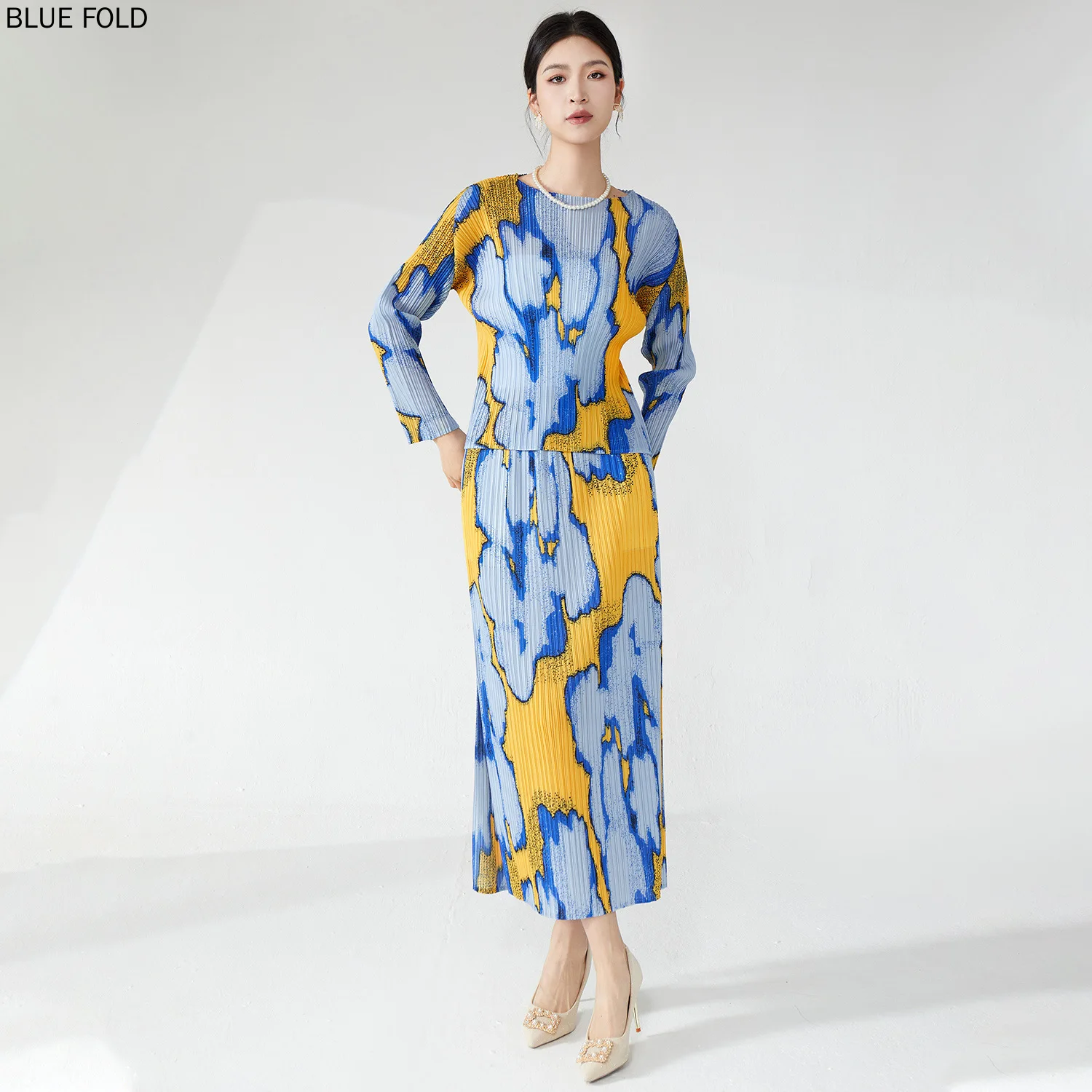 Miyake Skirt Sets Two-piece Set Fashionable Printed Long-sleeved Loose T-shirt Top Side Slit Skirt Two Piece Set for Women
Miyake Skirt Sets Two-piece Set Fashionable Printed Long-sleeved Loose T-shirt Top Side Slit Skirt Two Piece Set for Women
