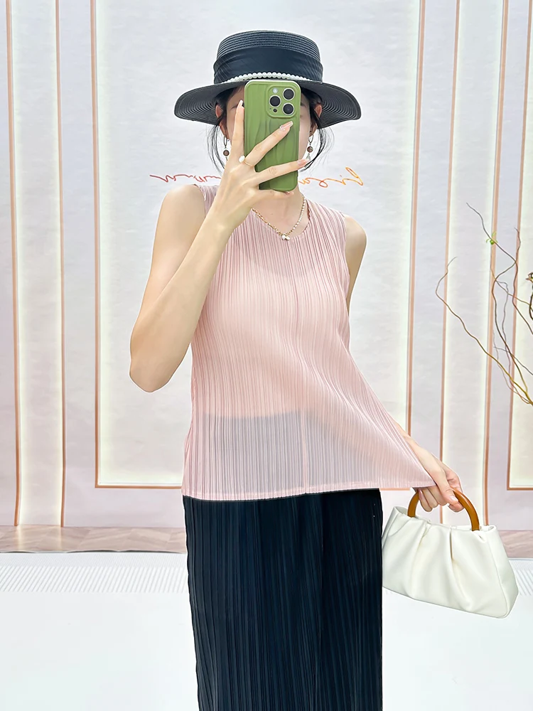 Thin Sleeveless round Neck T-Shirt Women's Commute Style Pure Color Fashionable Top Polyester Fiber Summer New Arrival
Thin Sleeveless round Neck T-Shirt Women's Commute Style Pure Color Fashionable Top Polyester Fiber Summer New Arrival