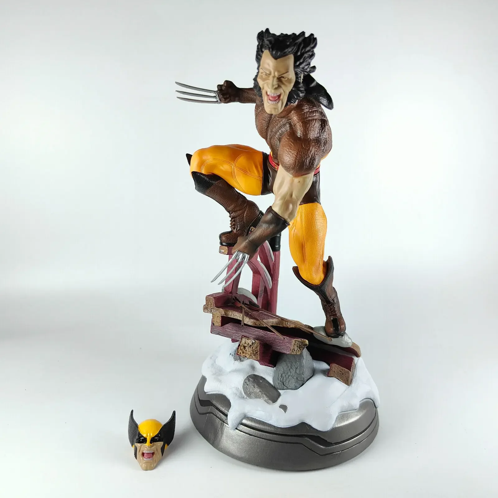 Cartoon Wolverine Logan Action Figure X-Men Desktop Model Ornaments Toy Room Decoration Collection Children Birthday Presents
Cartoon Wolverine Logan Action Figure X-Men Desktop Model Ornaments Toy Room Decoration Collection Children Birthday Presents