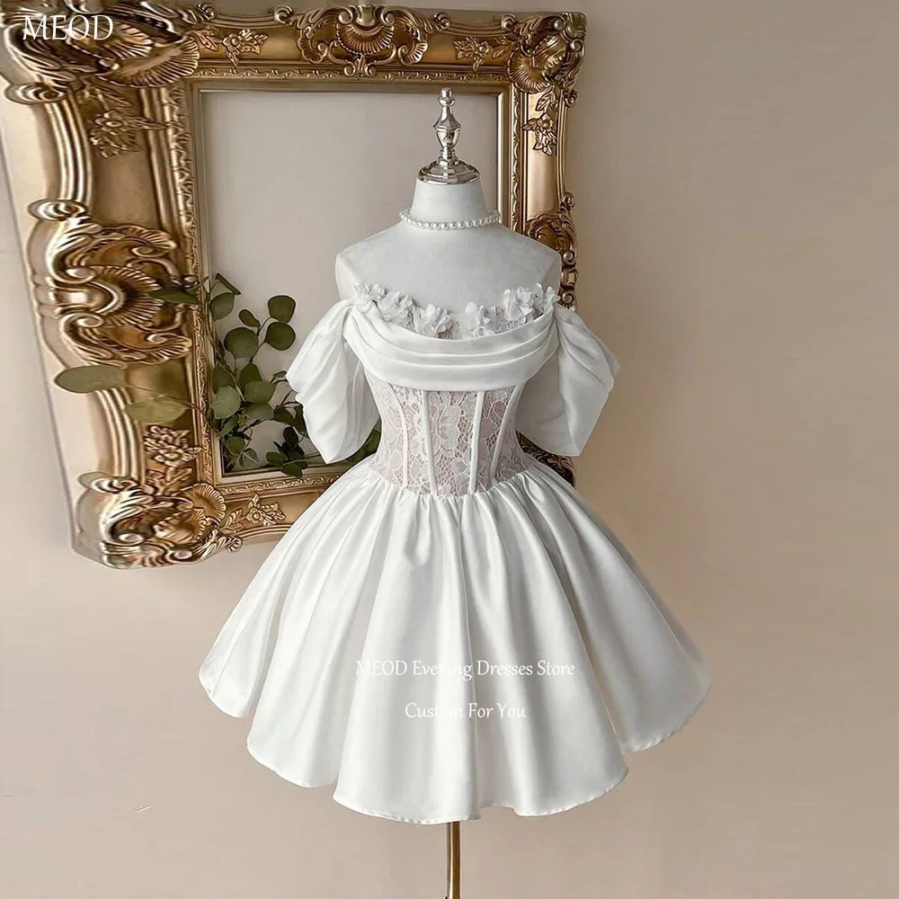 MEOD Strapless Wedding Dress Off The Shoulder Lace Appliques Bridal Gown 3D Flowers Backless Wedding Vestido De Novia Customized
MEOD Strapless Wedding Dress Off The Shoulder Lace Appliques Bridal Gown 3D Flowers Backless Wedding Vestido De Novia Customized