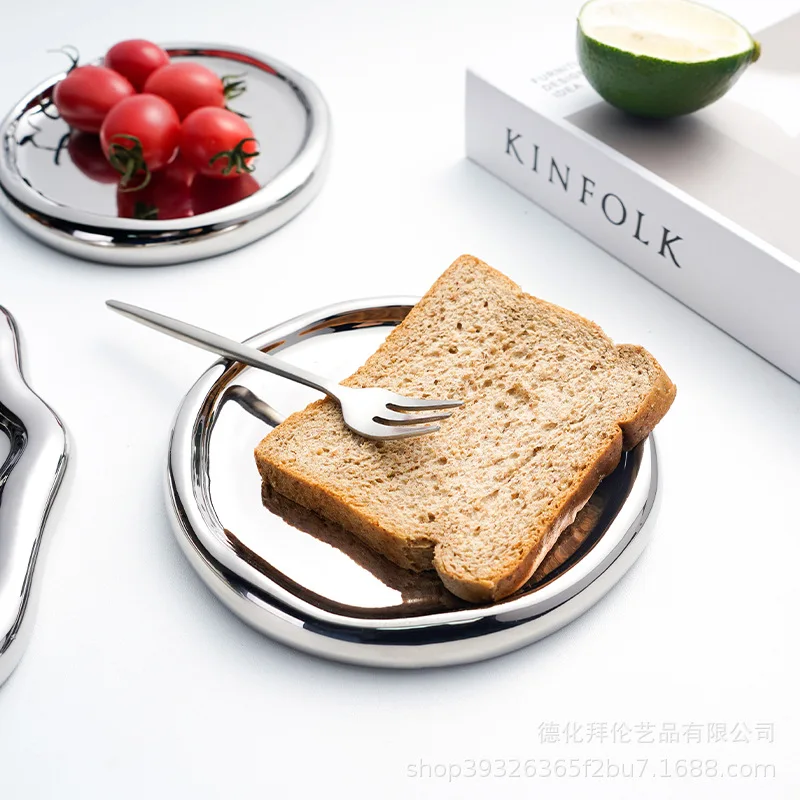 Ins plated silver tray online celebrity photo props jewelry storage tray display plate light luxury ceramic jewelry ornaments
Ins plated silver tray online celebrity photo props jewelry storage tray display plate light luxury ceramic jewelry ornaments