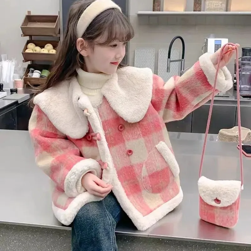 Girls' Winter Coat with Velvet 2025 New Fashionable Children's Woolen Coat Winter Thickened Little Girls' Top
Girls' Winter Coat with Velvet 2025 New Fashionable Children's Woolen Coat Winter Thickened Little Girls' Top