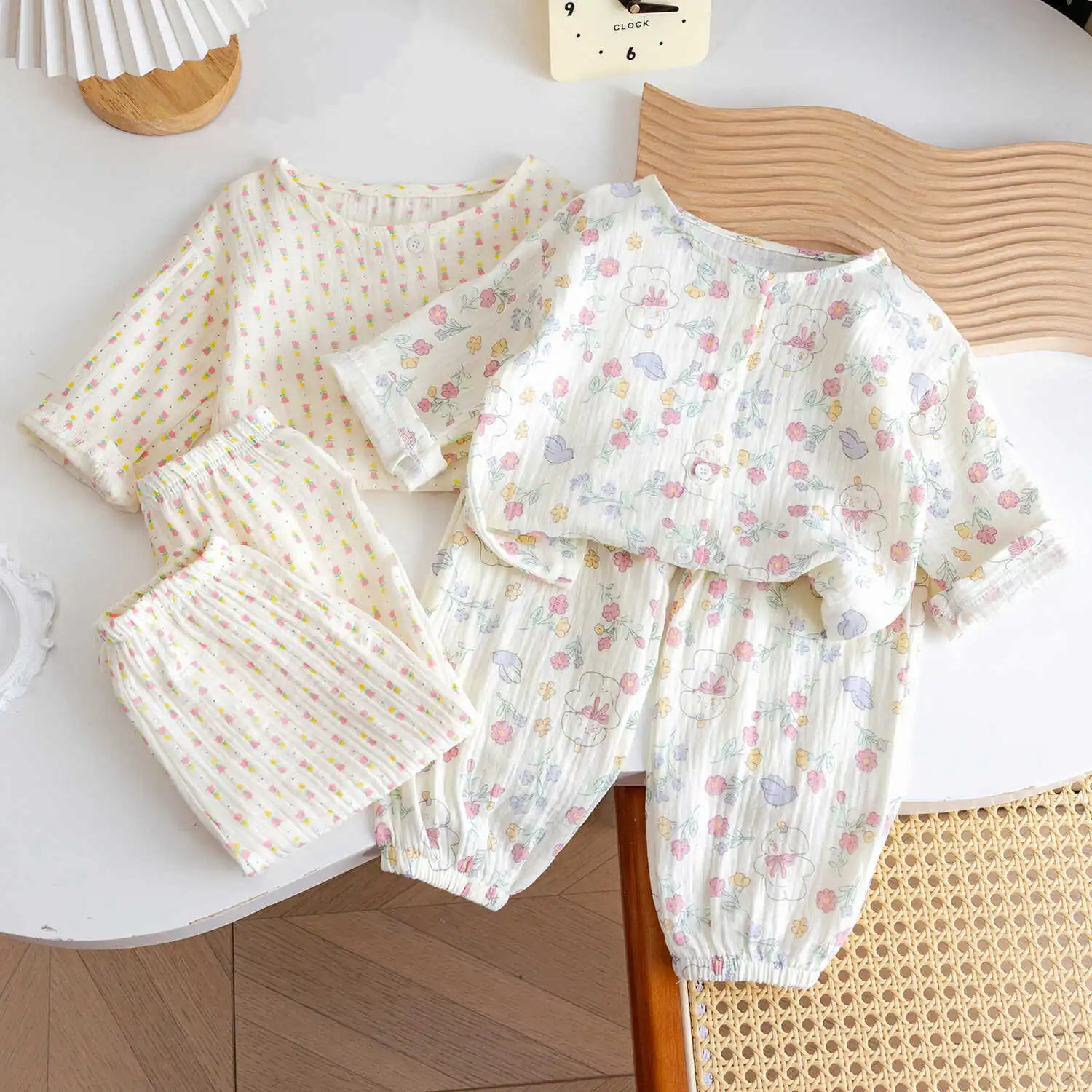 Girls Cotton Pajamas Long Pants Breathable Sweat Absorbent Floral Print Summer Sleepwear Comfortable Soft Fabric Child Air Co...
Girls Cotton Pajamas Long Pants Breathable Sweat Absorbent Floral Print Summer Sleepwear Comfortable Soft Fabric Child Air Co...