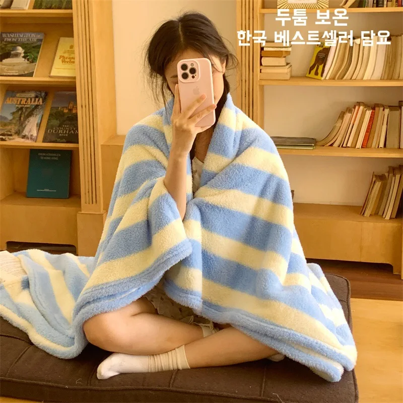 Blanket Autumn and Winter Thickened Sofa Blanket Office Nap Blanket Shawl Blanket Air Conditioning Blanket Winter Warm Blanket
Blanket Autumn and Winter Thickened Sofa Blanket Office Nap Blanket Shawl Blanket Air Conditioning Blanket Winter Warm Blanket