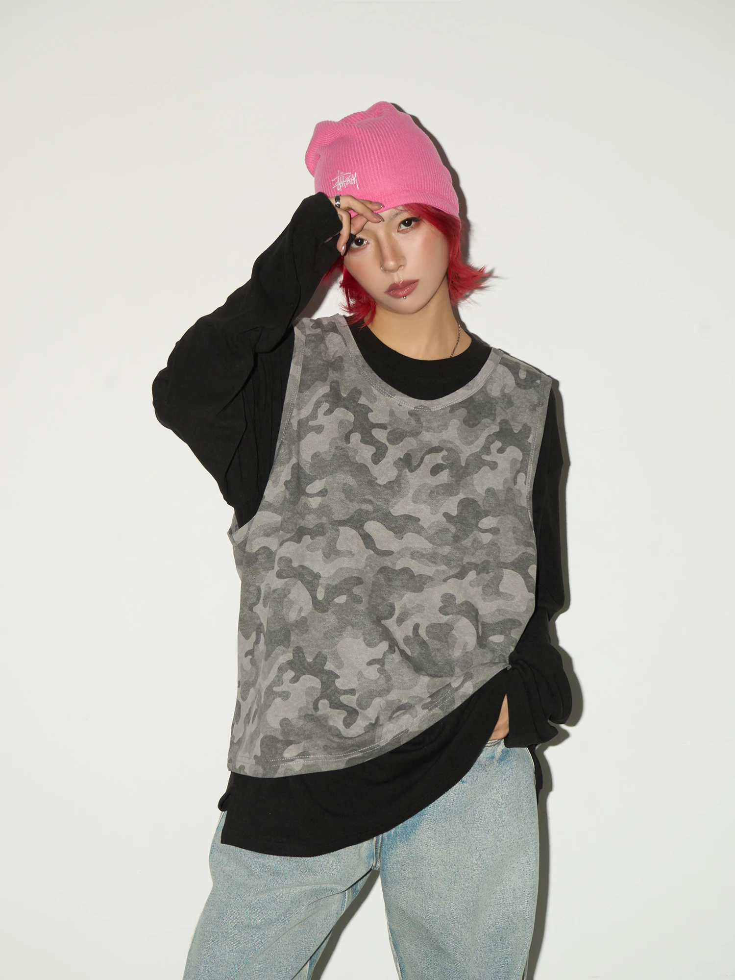 MICHINNYON Camouflage Long Sve T-irt And Vest Set Casual Loose Sle Faionable Spring Clothing for Women And Men
MICHINNYON Camouflage Long Sve T-irt And Vest Set Casual Loose Sle Faionable Spring Clothing for Women And Men