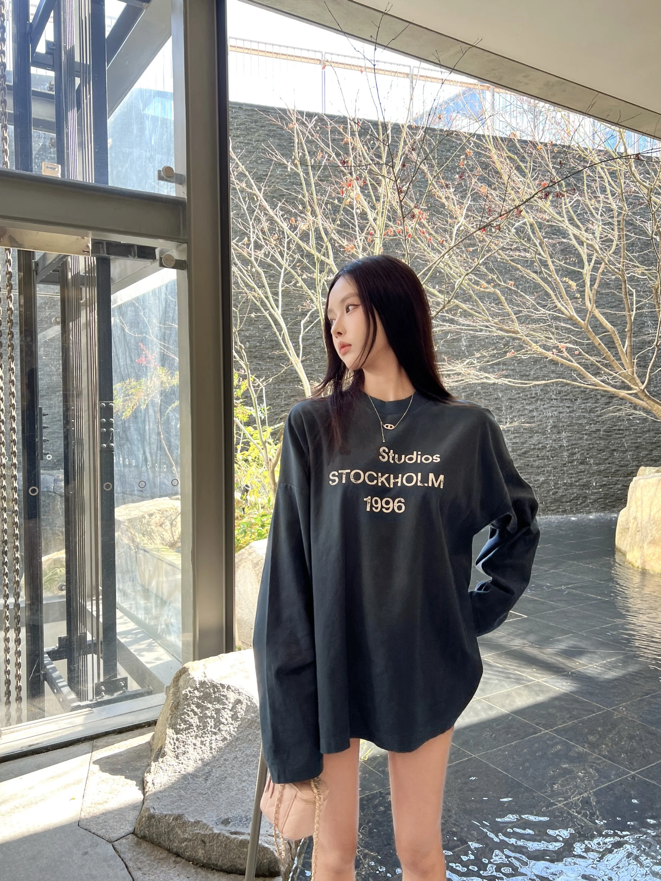 Nemowu Ice Salt Soda Simple Letter Print Base irt Vintage Worn Loose Casual Long Sve T-irt Women's Spring Faion
Nemowu Ice Salt Soda Simple Letter Print Base irt Vintage Worn Loose Casual Long Sve T-irt Women's Spring Faion