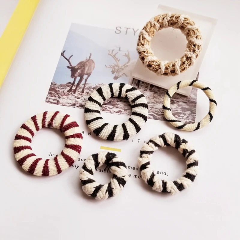 DIY Earrings Accessories Cotton Yarn Cotton and Linen Winding Ring Fresh Handmade Pendant Hair Accessories Material
DIY Earrings Accessories Cotton Yarn Cotton and Linen Winding Ring Fresh Handmade Pendant Hair Accessories Material