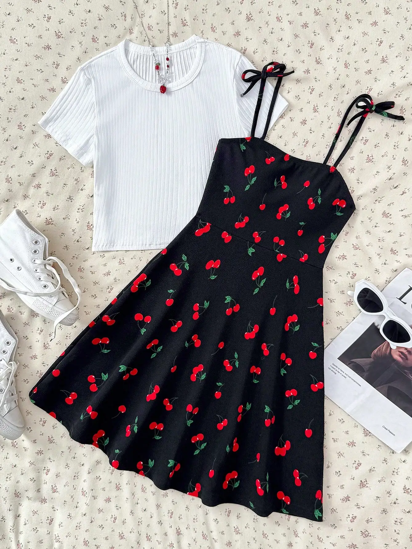 2pcs Set Women Ribbed Crop Top & Cherry Print Spaghetti Strap Dress Summer Casual Outfit
2pcs Set Women Ribbed Crop Top & Cherry Print Spaghetti Strap Dress Summer Casual Outfit