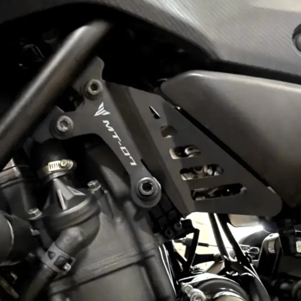 For YAMAHA MT07 Tracer 7 700 gt 7GT Tracer7 Tracer7gt Tracer700 Accelerator Control Cover Guard Frame Protector MT-07 FZ07
For YAMAHA MT07 Tracer 7 700 gt 7GT Tracer7 Tracer7gt Tracer700 Accelerator Control Cover Guard Frame Protector MT-07 FZ07