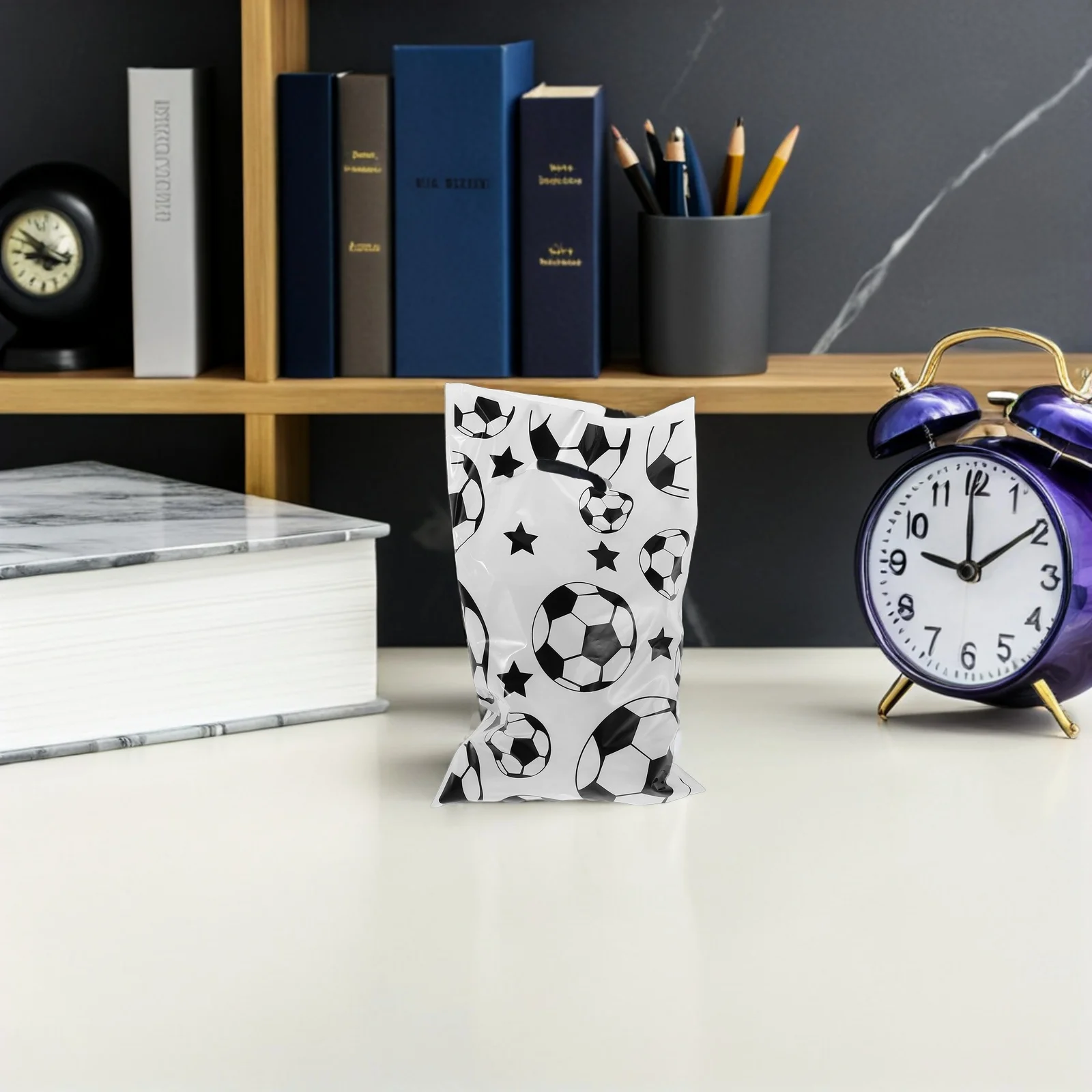 10pcs Sports Gift Bags Soccer Party Favor Pouch Reusable Football Storage Tote For Team Events Training Durable Waterproof
10pcs Sports Gift Bags Soccer Party Favor Pouch Reusable Football Storage Tote For Team Events Training Durable Waterproof