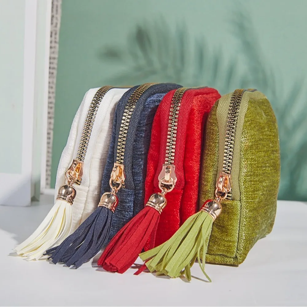 Exquisite Jewelry Storage Bag Jewelry Display Bracelet Tassel Zipper Jewelry Bag Ring Pendant Portable Jewelry Organizer Daily
Exquisite Jewelry Storage Bag Jewelry Display Bracelet Tassel Zipper Jewelry Bag Ring Pendant Portable Jewelry Organizer Daily