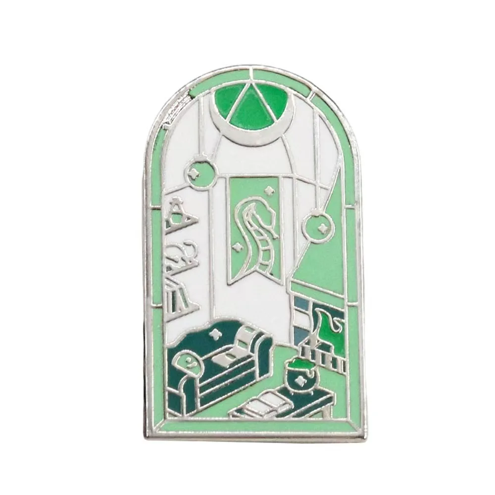 School of Witchcraft logo brooch Slytherin Movie Creative Accessories Metal Badge
School of Witchcraft logo brooch Slytherin Movie Creative Accessories Metal Badge