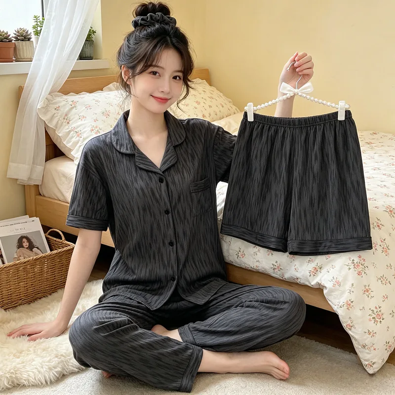 Summer Short-Sleeve Pajamas: Stylish Dark-Toned Women's Pajamas - New Slimming Short-Sleeve 3-Piece Set - Summer Loungewear
Summer Short-Sleeve Pajamas: Stylish Dark-Toned Women's Pajamas - New Slimming Short-Sleeve 3-Piece Set - Summer Loungewear