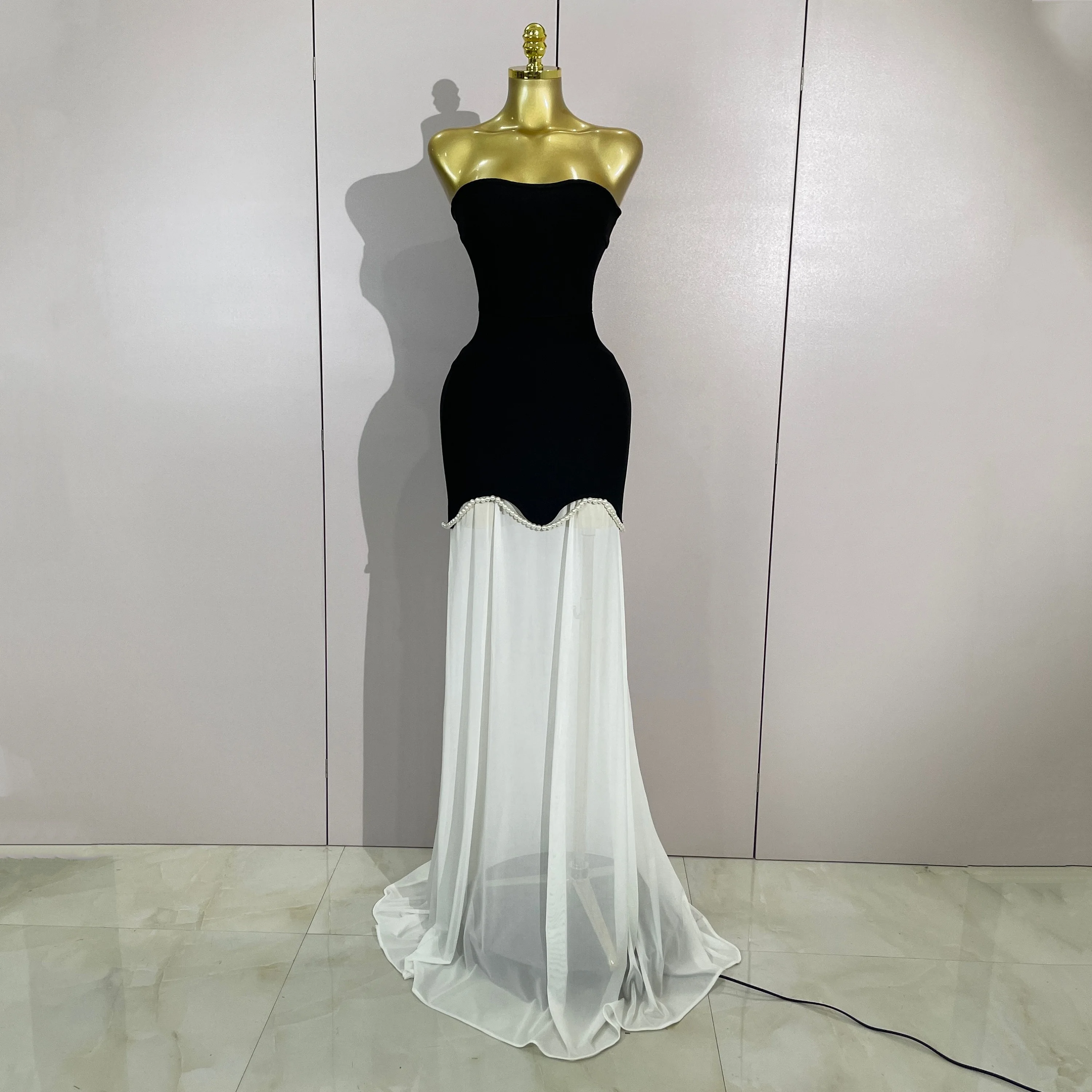 Elegangt Pearl Black Bandage Strapless Top White Mesh Long Dress Two-piece Set Celebrity Evening Birthday Wedding Party Dress
Elegangt Pearl Black Bandage Strapless Top White Mesh Long Dress Two-piece Set Celebrity Evening Birthday Wedding Party Dress
