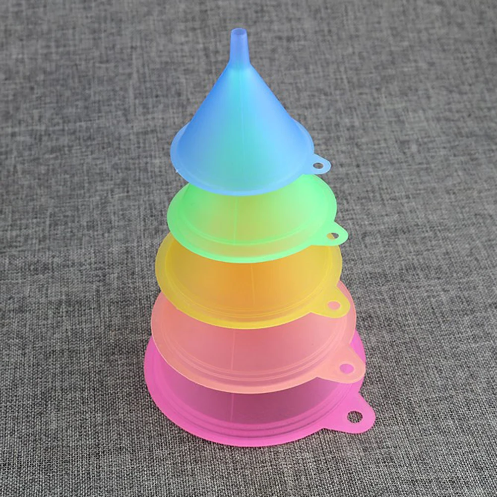 5pcs Mini Plastic Funnels For Essential Oils Perfume Bottle Filling Liquid Transferring Sand Art Miniature Colorful Spill Proof
5pcs Mini Plastic Funnels For Essential Oils Perfume Bottle Filling Liquid Transferring Sand Art Miniature Colorful Spill Proof