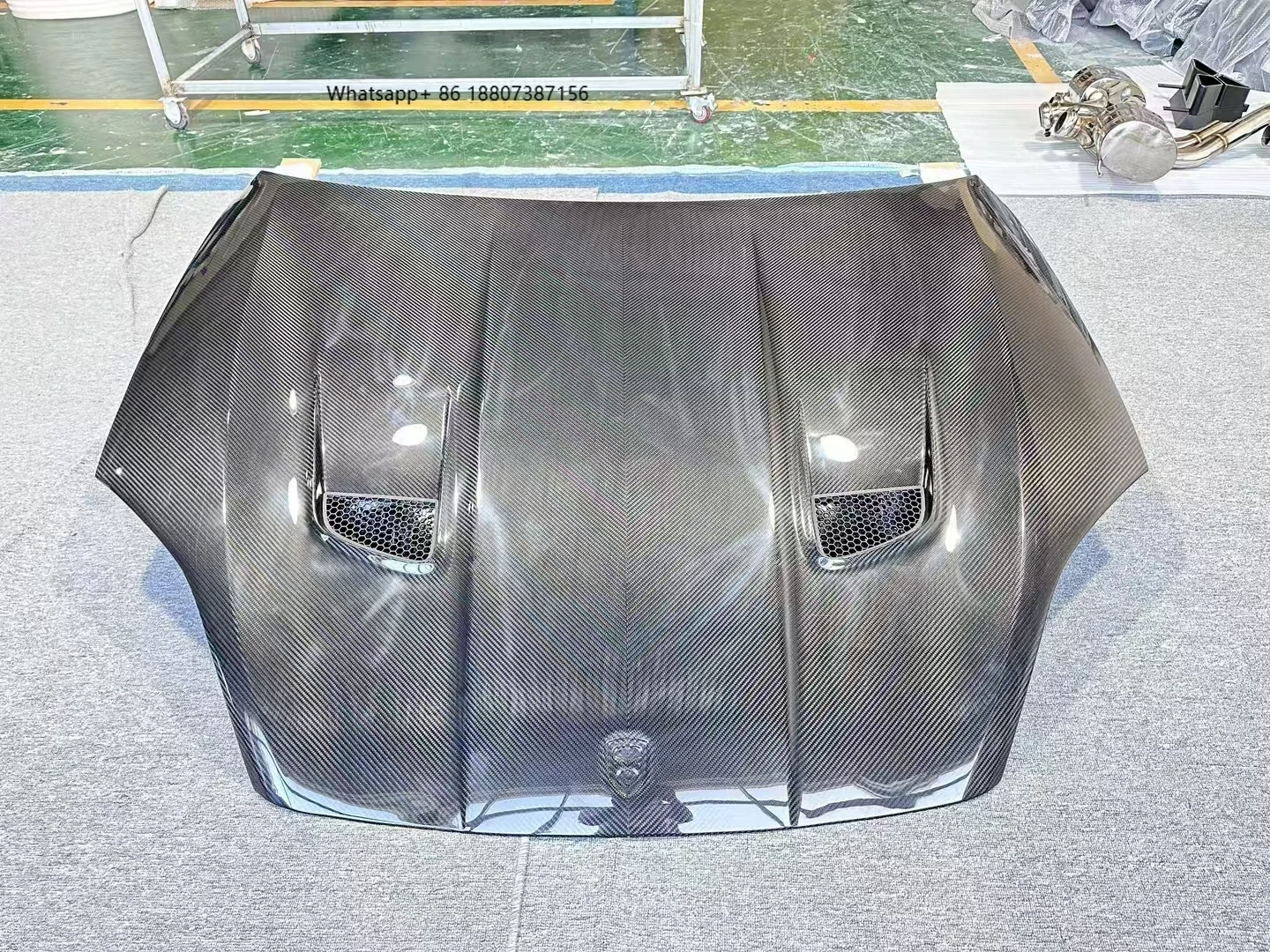 MSY Style Dry Carbon Fiber Hood for the 2024 NewPorsche Cayenne 9y0 Dry Carbon Fiber Engine Hood Lightweight Engine Hood
MSY Style Dry Carbon Fiber Hood for the 2024 NewPorsche Cayenne 9y0 Dry Carbon Fiber Engine Hood Lightweight Engine Hood