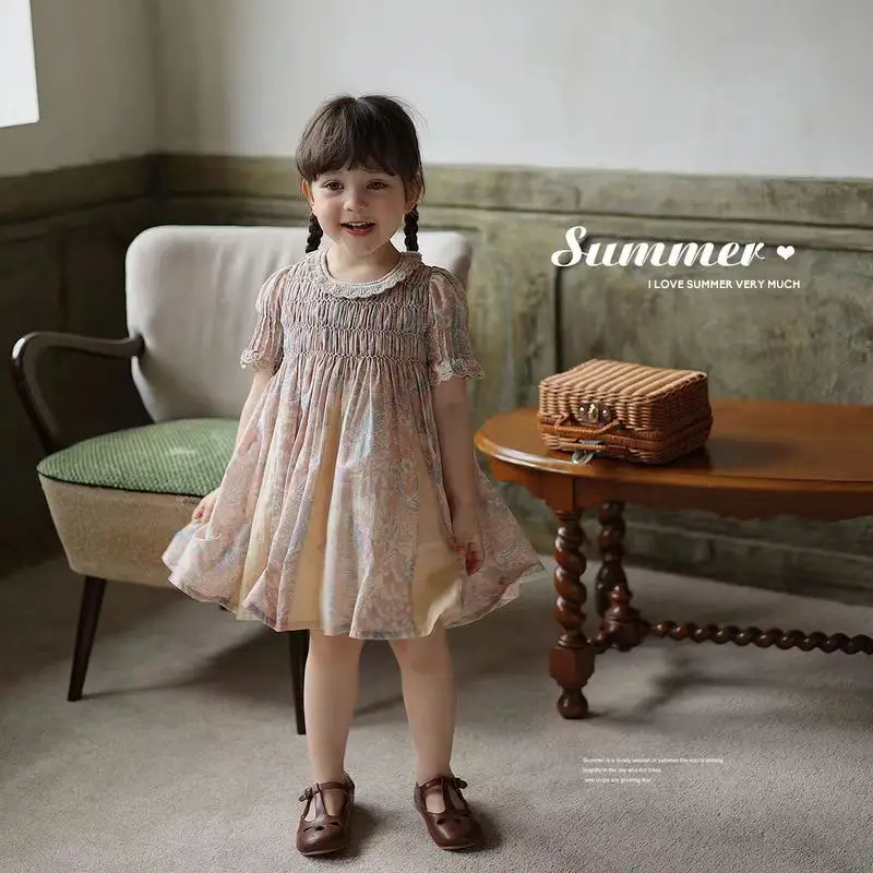Girls' Fragmented Flower Handmade Dress Children's Vintage Lace Round Neck Summer Temperament Short Sleeve Princess Dress 2023
Girls' Fragmented Flower Handmade Dress Children's Vintage Lace Round Neck Summer Temperament Short Sleeve Princess Dress 2023
