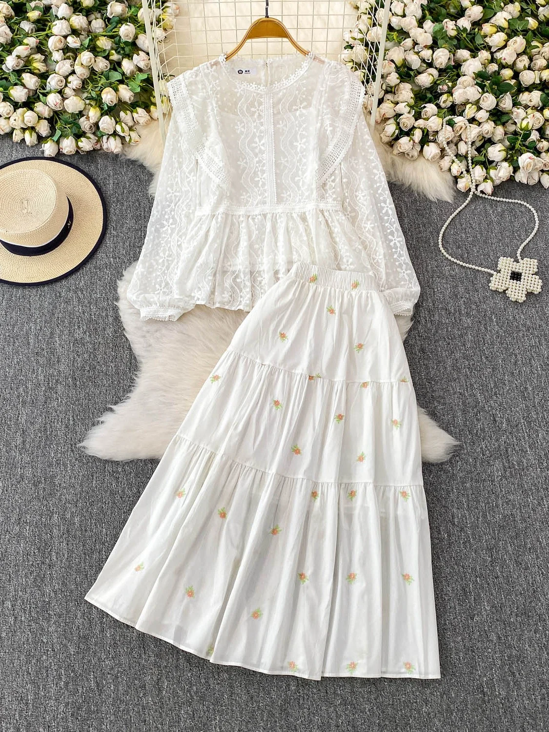 White Lace Net Sun Protection irt + Base Strap + High Waist Slimming Embroidery Long Dr Tee Piece Set Summer Faion
White Lace Net Sun Protection irt + Base Strap + High Waist Slimming Embroidery Long Dr Tee Piece Set Summer Faion