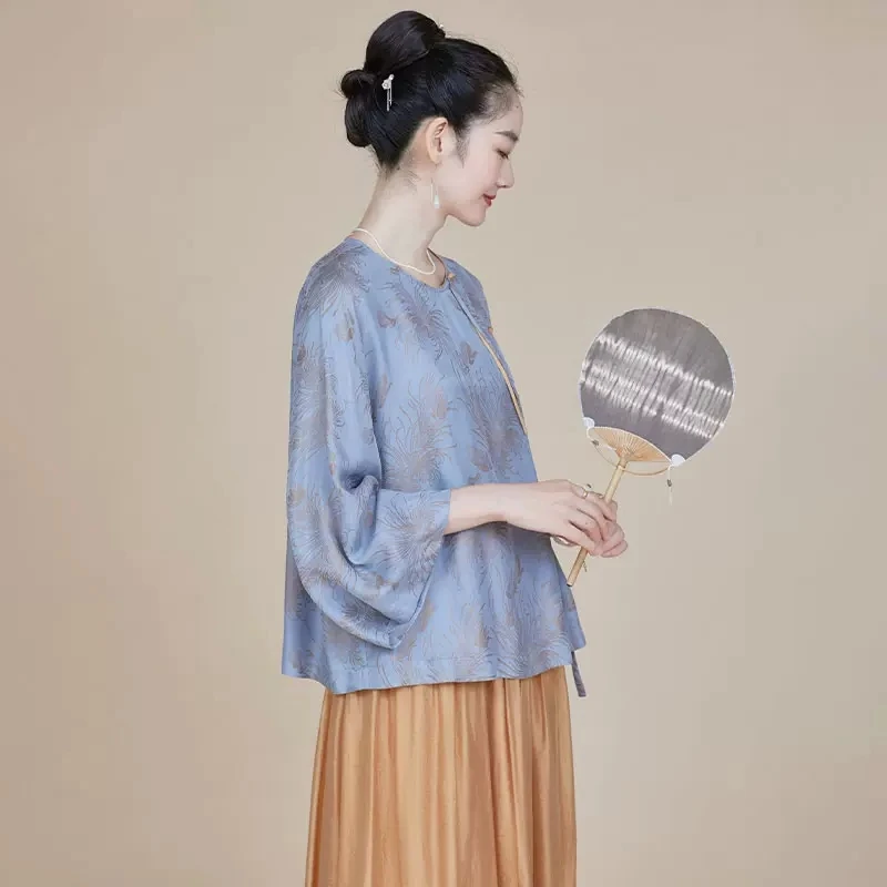 Китайский традиционный костюм Ханьфу в стиле дзен с пуговицами, женская одежда для чаепития
Китайский традиционный костюм Ханьфу в стиле дзен с пуговицами, женская одежда для чаепития