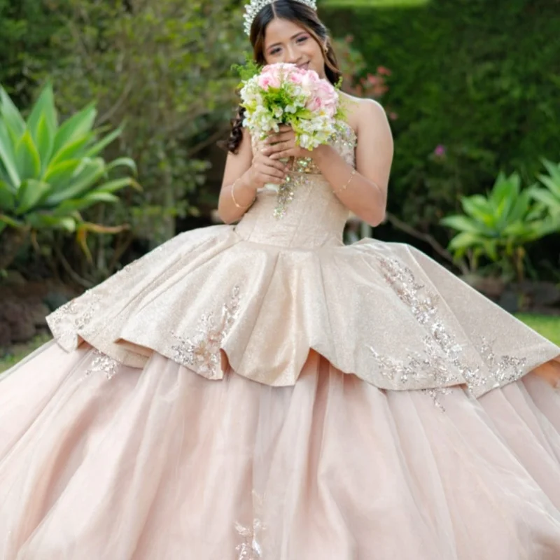 Customized Shiny Pink Quinceanera Dresses Off the Shoulder Tull applique flower layering Lace Vestido De 15 Quinceanera
Customized Shiny Pink Quinceanera Dresses Off the Shoulder Tull applique flower layering Lace Vestido De 15 Quinceanera