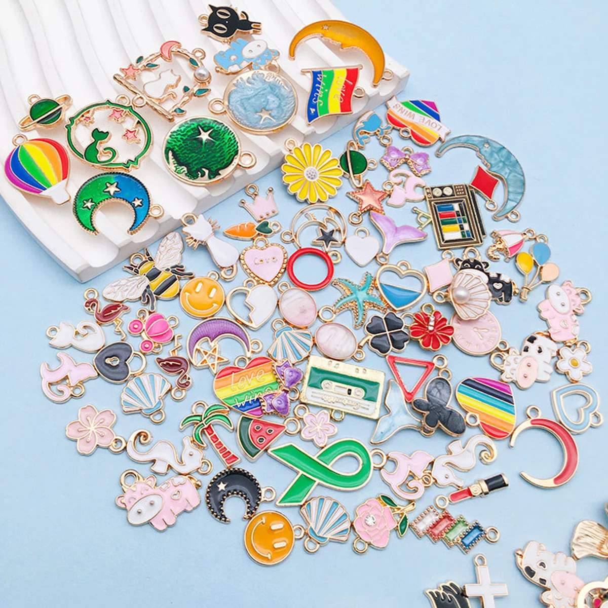 20/30/50 шт. смешанные стили, подвески для изготовления ювелирных изделий, золотой эмалированный кулон для самостоятельного изготовления ювелирных изделий, ювелирные аксессуары ручной работы 
20/30/50 шт. смешанные стили, подвески для изготовления ювелирных изделий, золотой эмалированный кулон для самостоятельного изготовления ювелирных изделий, ювелирные аксессуары ручной работы