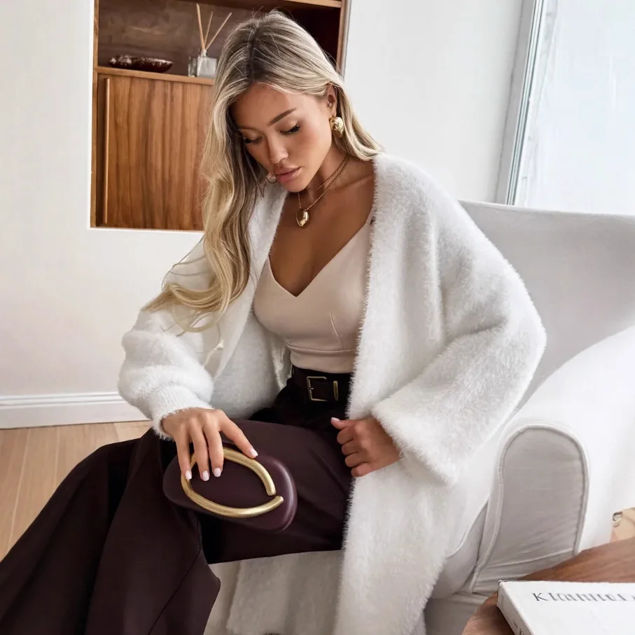 Autumn and Winter New Women's Sweater 2025 Loose and Versatile Cardigan Fluffy Sweater Lengthened
Autumn and Winter New Women's Sweater 2025 Loose and Versatile Cardigan Fluffy Sweater Lengthened