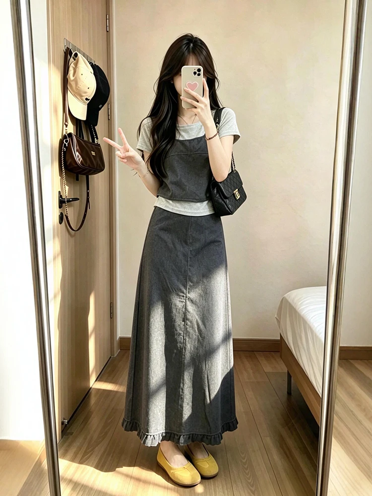 Summer 2026 Fashionable Women's Short Sleeve Top And Vest Set High Waist Skirt Three Piece Comfortable Loose Fit round Neckline
Summer 2026 Fashionable Women's Short Sleeve Top And Vest Set High Waist Skirt Three Piece Comfortable Loose Fit round Neckline