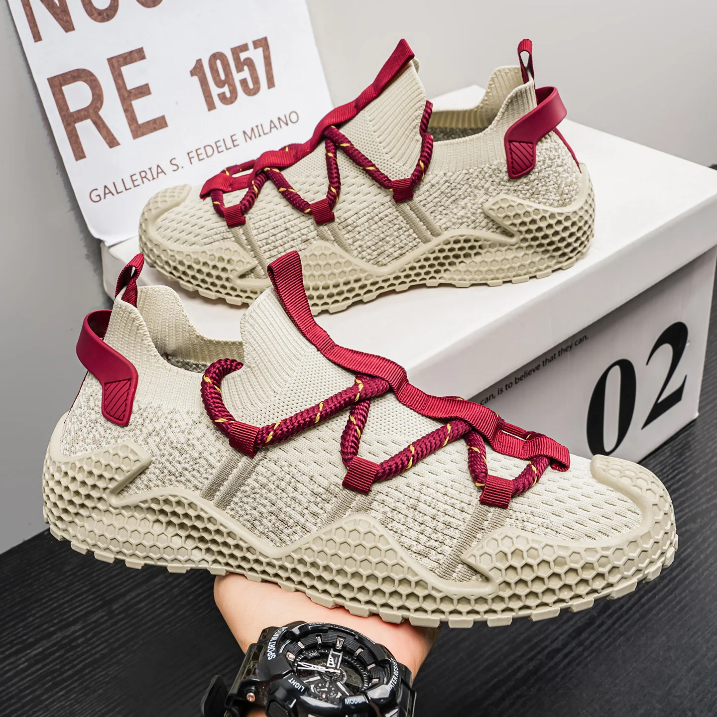 Summer Men's Casual Shoes Breathable Mesh Climbing Shoes Outdoor Casual Sports Shoes Comfortable Low Top Rubber Sole
Summer Men's Casual Shoes Breathable Mesh Climbing Shoes Outdoor Casual Sports Shoes Comfortable Low Top Rubber Sole