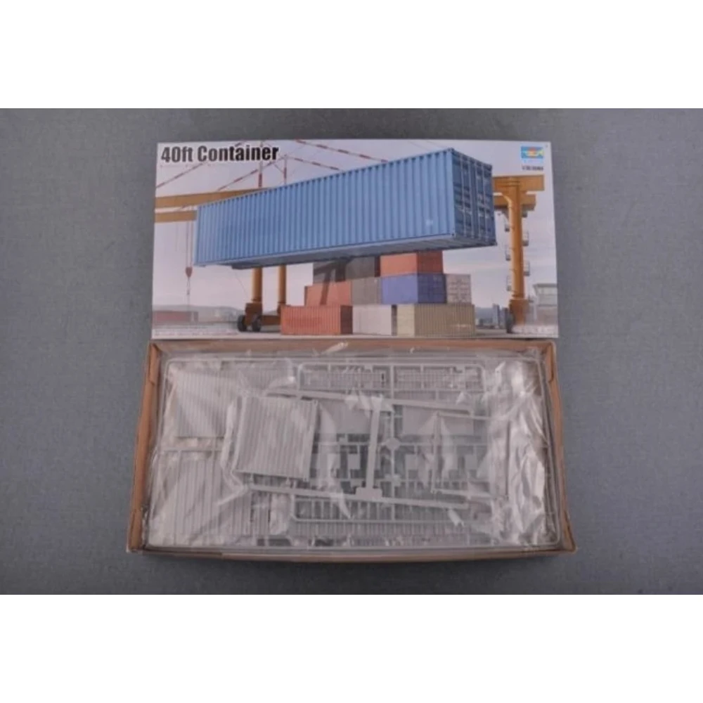Trumpeter 01030, масштаб 1:35, 40 футов, контейнер, пластиковая сборка, комплект модели, военное хобби, здание, моделирование, изготовление игрушек
Trumpeter 01030, масштаб 1:35, 40 футов, контейнер, пластиковая сборка, комплект модели, военное хобби, здание, моделирование, изготовление игрушек
