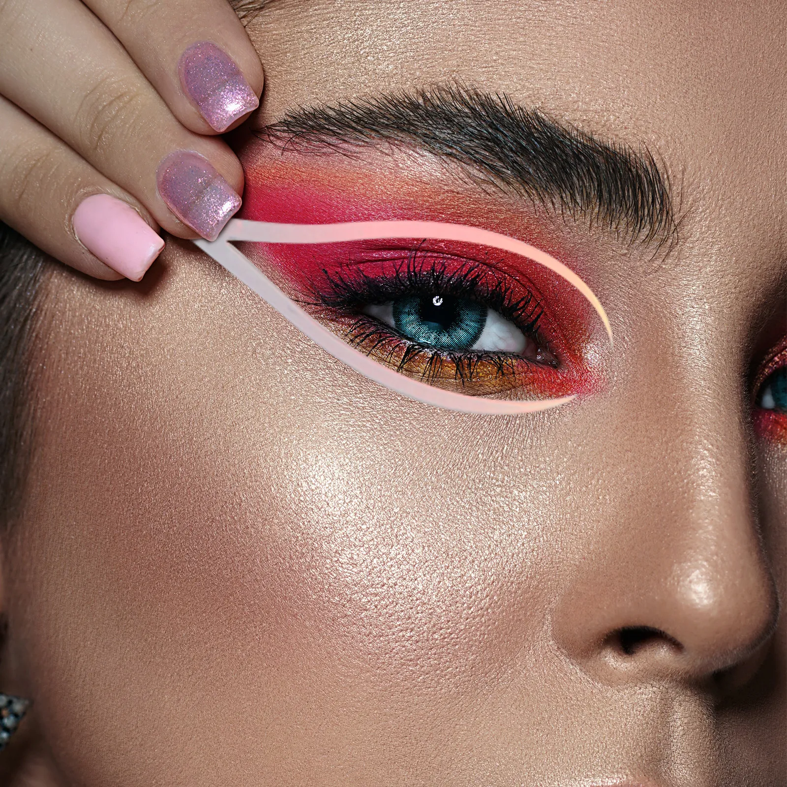 4Sets Reusable Eyeliner Sticker Adhesive Tape for Perfect Winged Line Waterproof Sweat-Proof Easy Application Women Beauty
4Sets Reusable Eyeliner Sticker Adhesive Tape for Perfect Winged Line Waterproof Sweat-Proof Easy Application Women Beauty