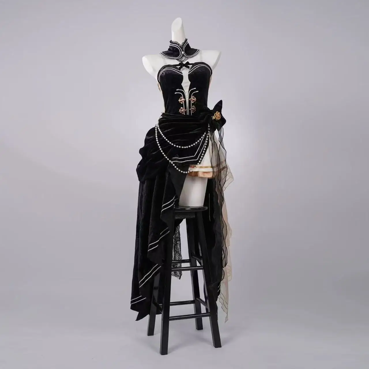 Genshin Impact navia cos dress rose praise witch series animation anime cosplay fan
Genshin Impact navia cos dress rose praise witch series animation anime cosplay fan