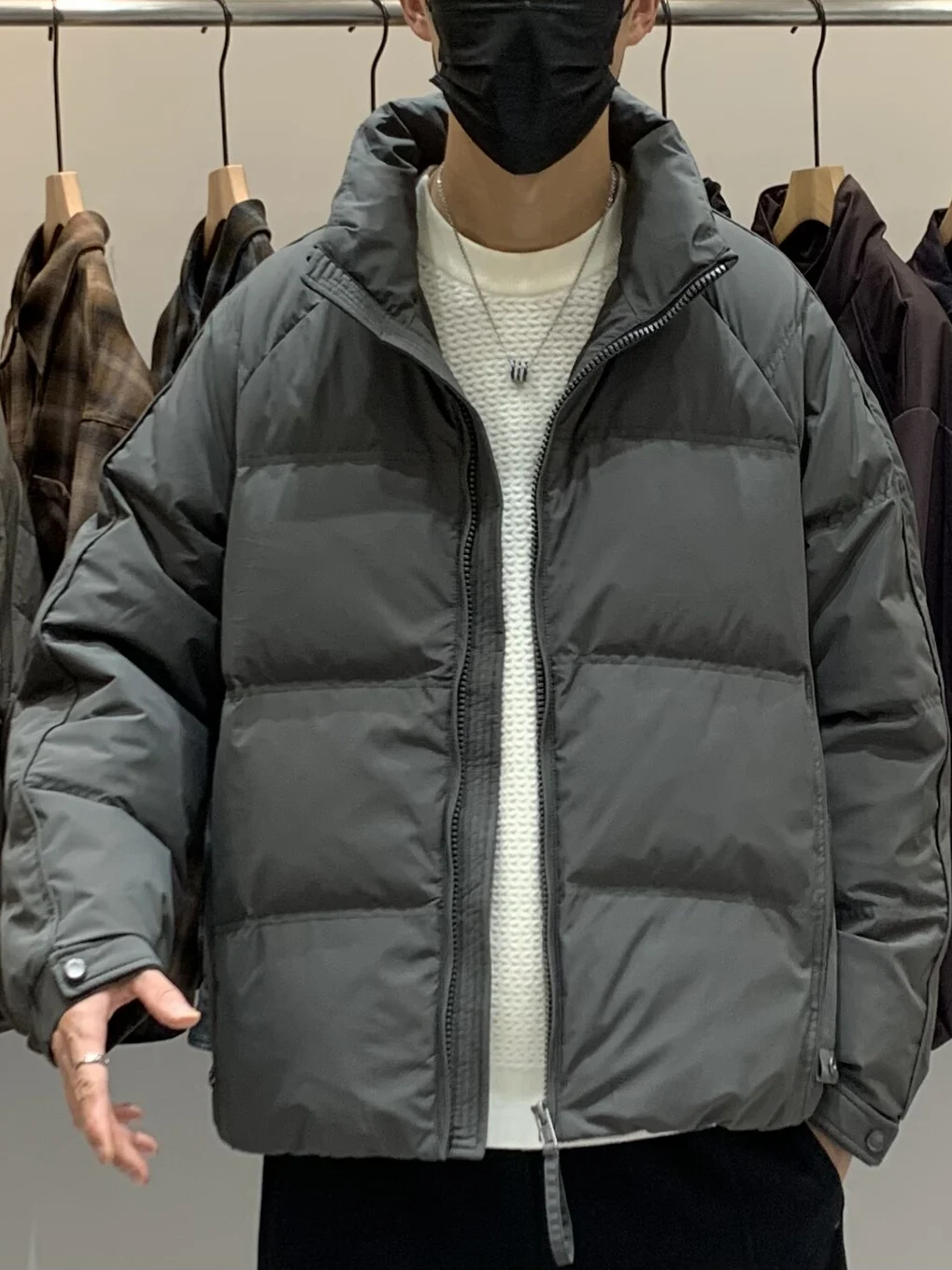 Мужская зимняя куртка-пуховик с воротником-стойкой, повседневная, модная, износостойкая, из полиэфирного волокна, теплая, с 3D-стереодизайном, Hip Haome Du do...
Мужская зимняя куртка-пуховик с воротником-стойкой, повседневная, модная, износостойкая, из полиэфирного волокна, теплая, с 3D-стереодизайном, Hip Haome Du do...